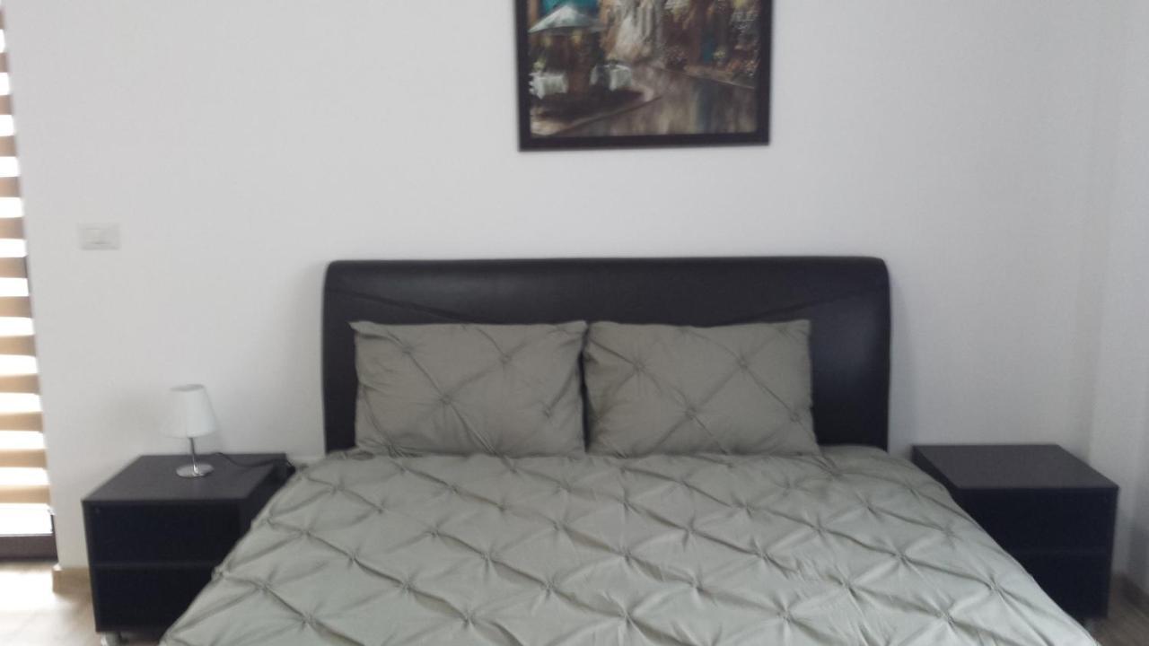 Apartament Mario Rădăuţi Zewnętrze zdjęcie