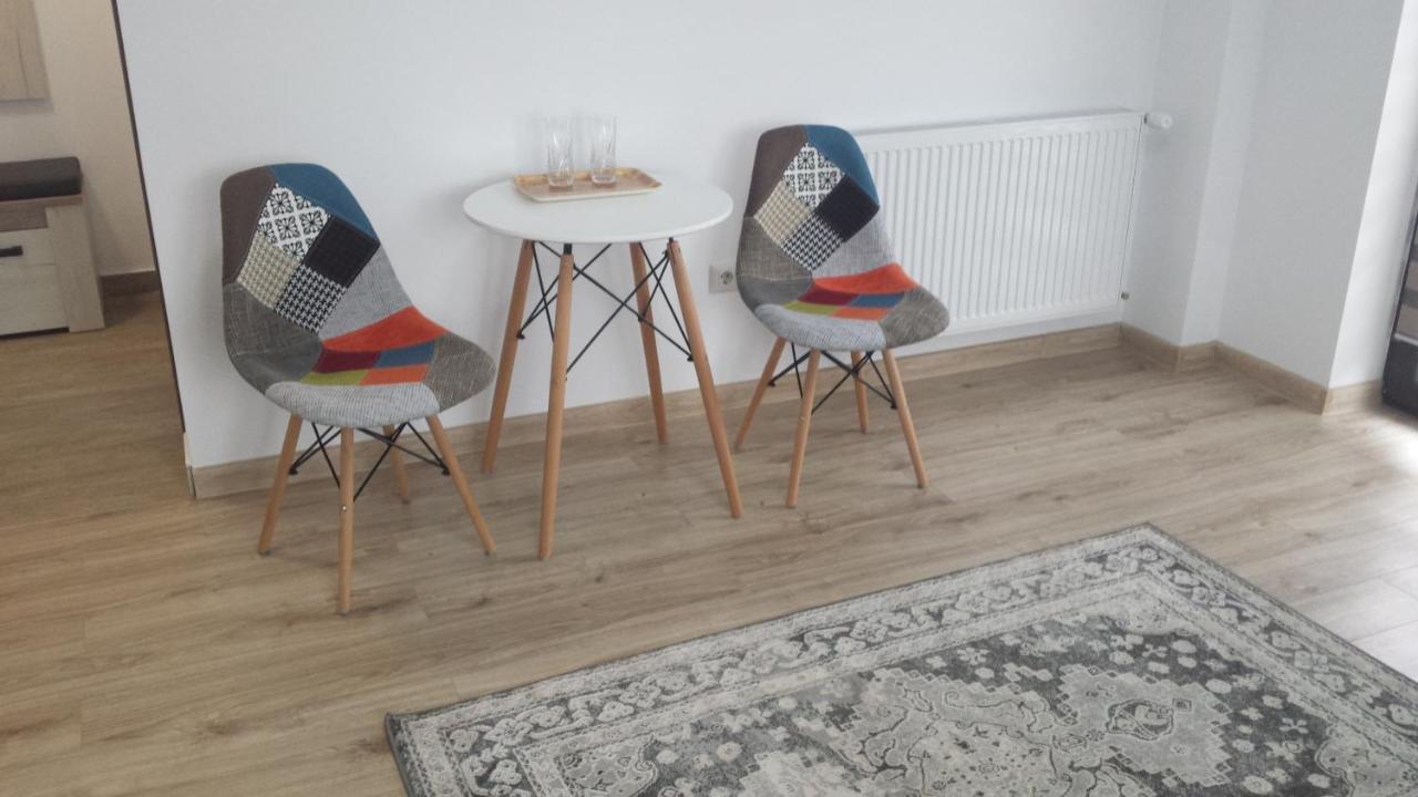 Apartament Mario Rădăuţi Zewnętrze zdjęcie
