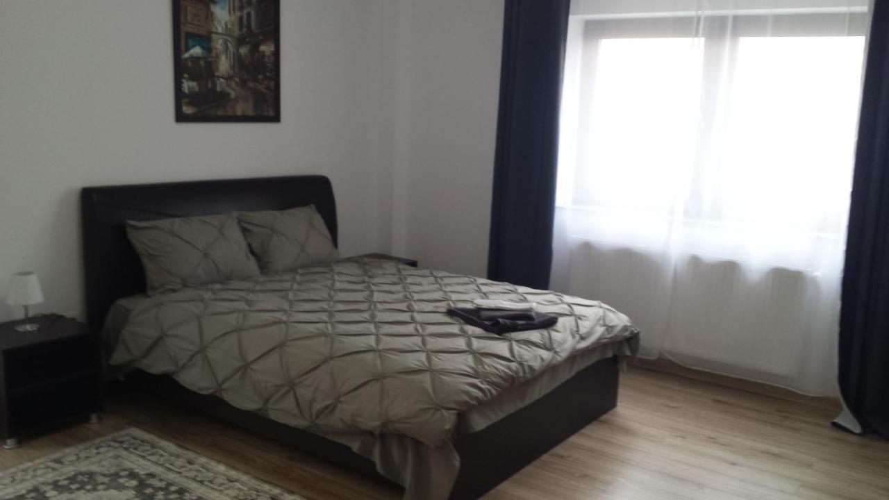 Apartament Mario Rădăuţi Zewnętrze zdjęcie
